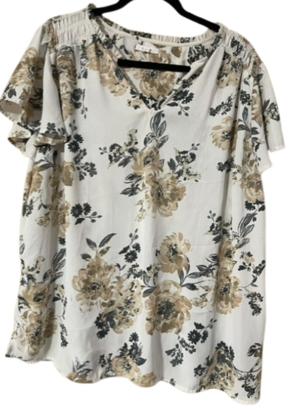 Maurices Plus Size Atwood Floral Flutter Sleeve Blouse sz 2X